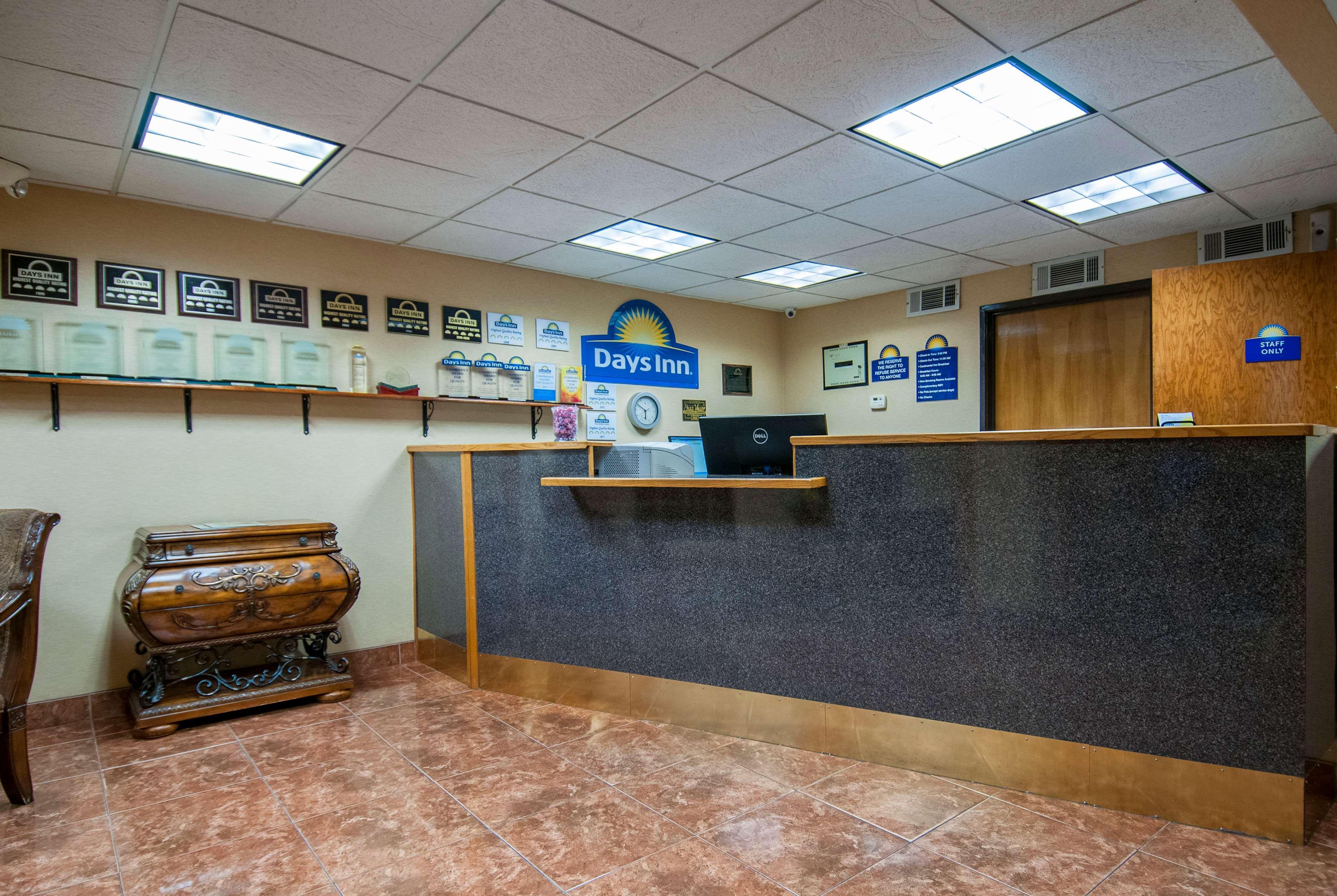 Days Inn By Wyndham Pauls Valley Buitenkant foto